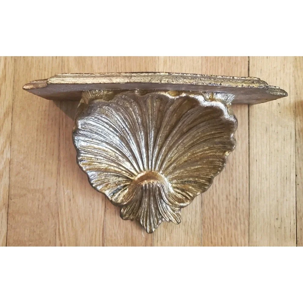 Vtg Pair Gilt Carved Wood Scallop Shell Wall Shelves Corbels Hollywood Regency